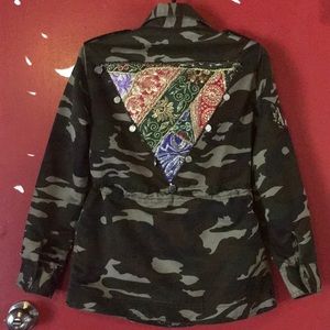 NEW Beautiful Stories Camo Embroidered Jac…